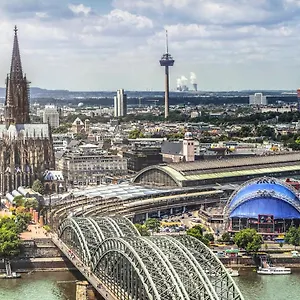 holiday-inn-express-cologne-troisdorf.topcolognehotels.com/